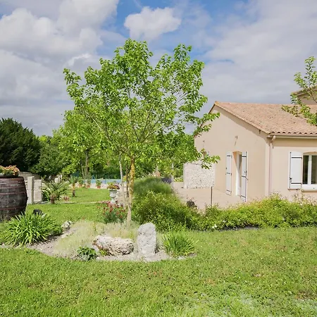 Villa Modern In With Swimming Pool Segonzac (Charente)